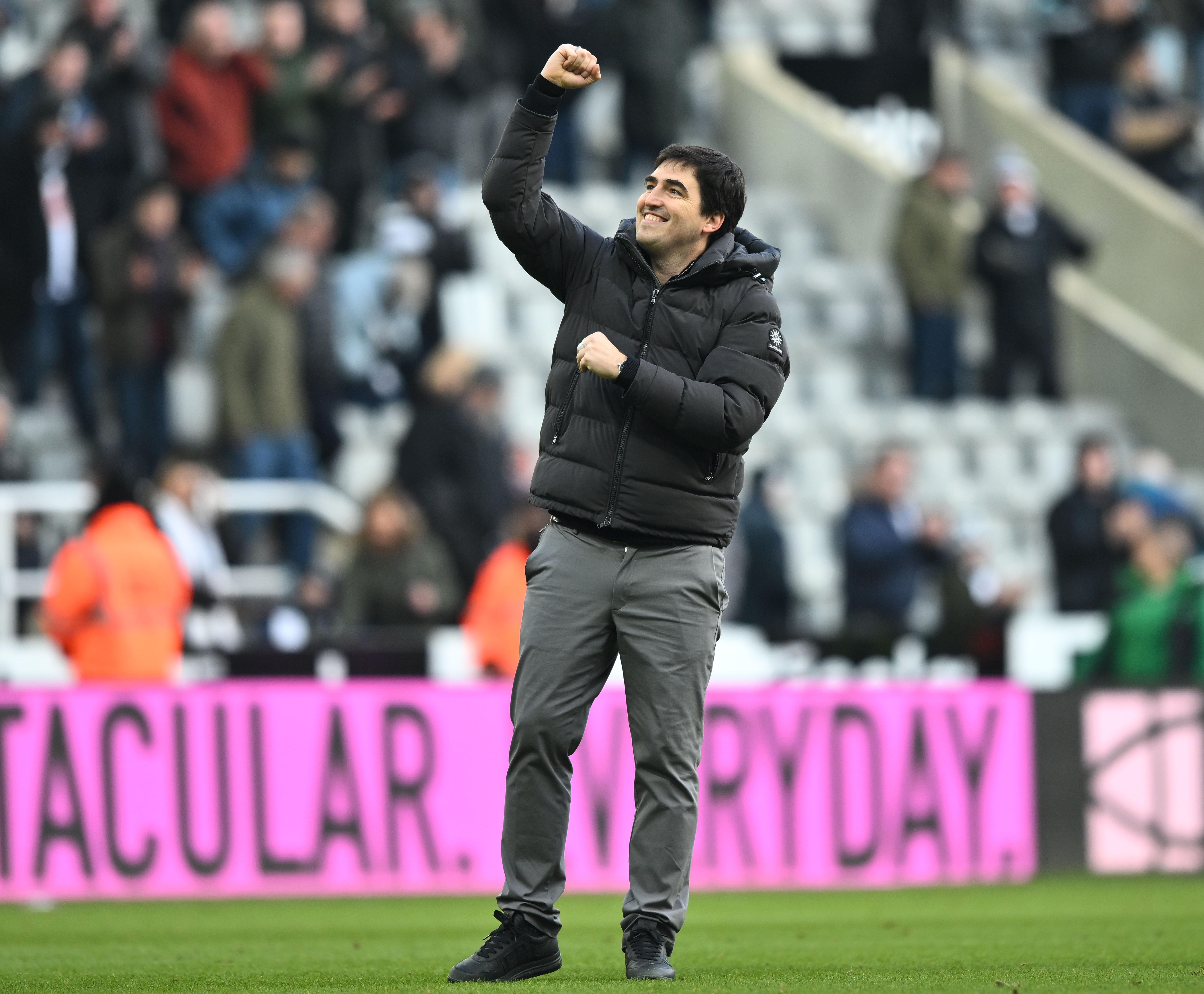 伯恩茅斯客场平局,保持不败纪录的简单介绍 伯恩茅斯客场平局,保持不败纪录的简单介绍