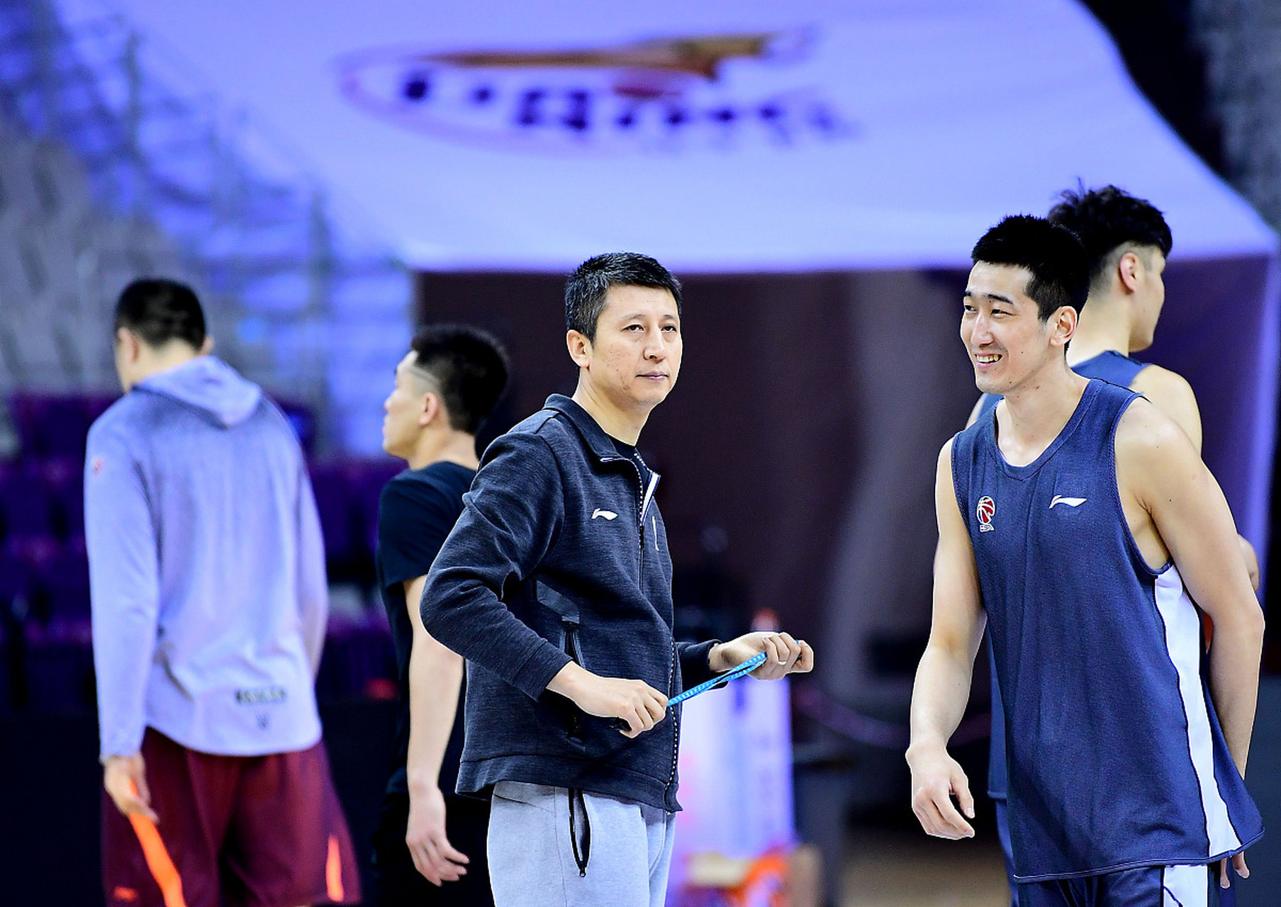 世界杯篮球锦标赛即将拉开帷幕,球迷翘首期待 世界杯篮球锦标赛即将拉开帷幕,球迷翘首期待