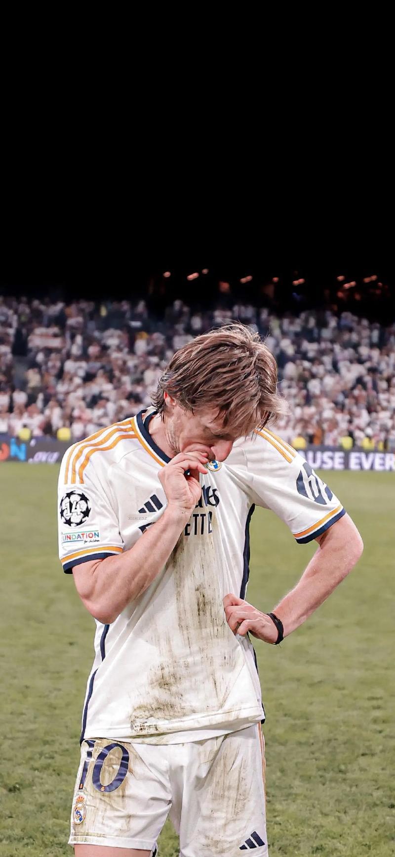 开云体育APP下载-包含皇家马德里后卫回归赛场，球队士气大增的词条