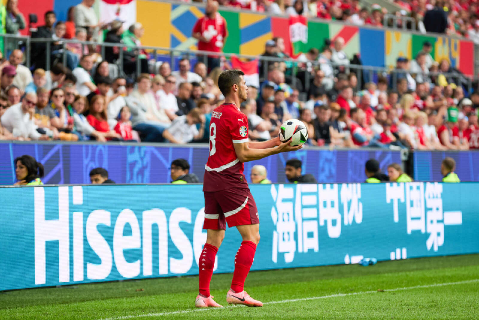 瑞士队突围成功,晋级希望大增 瑞士队突围成功,晋级希望大增