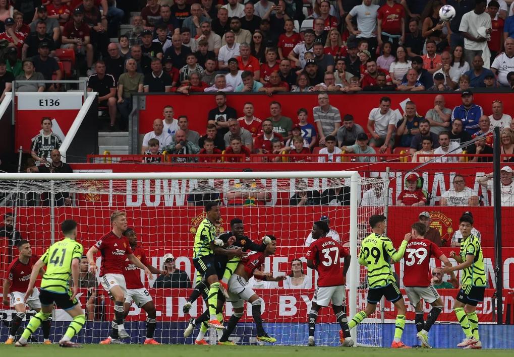 开云体育入口-阿森纳客场战胜曼联，积分榜第七