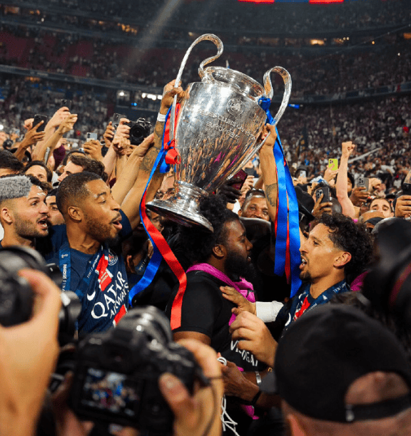 开云体育官方网站-巴黎圣日耳曼横扫尼姆，继续领跑的简单介绍