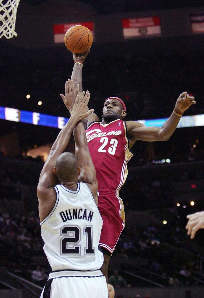 开云体育在线-热火球星获得最佳球员奖，总决赛精彩回顾的简单介绍