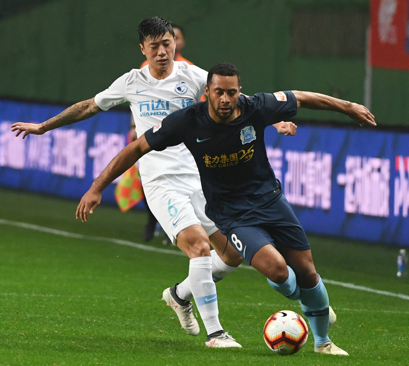 沙尔克连败，球队欲东山再起改变颓势