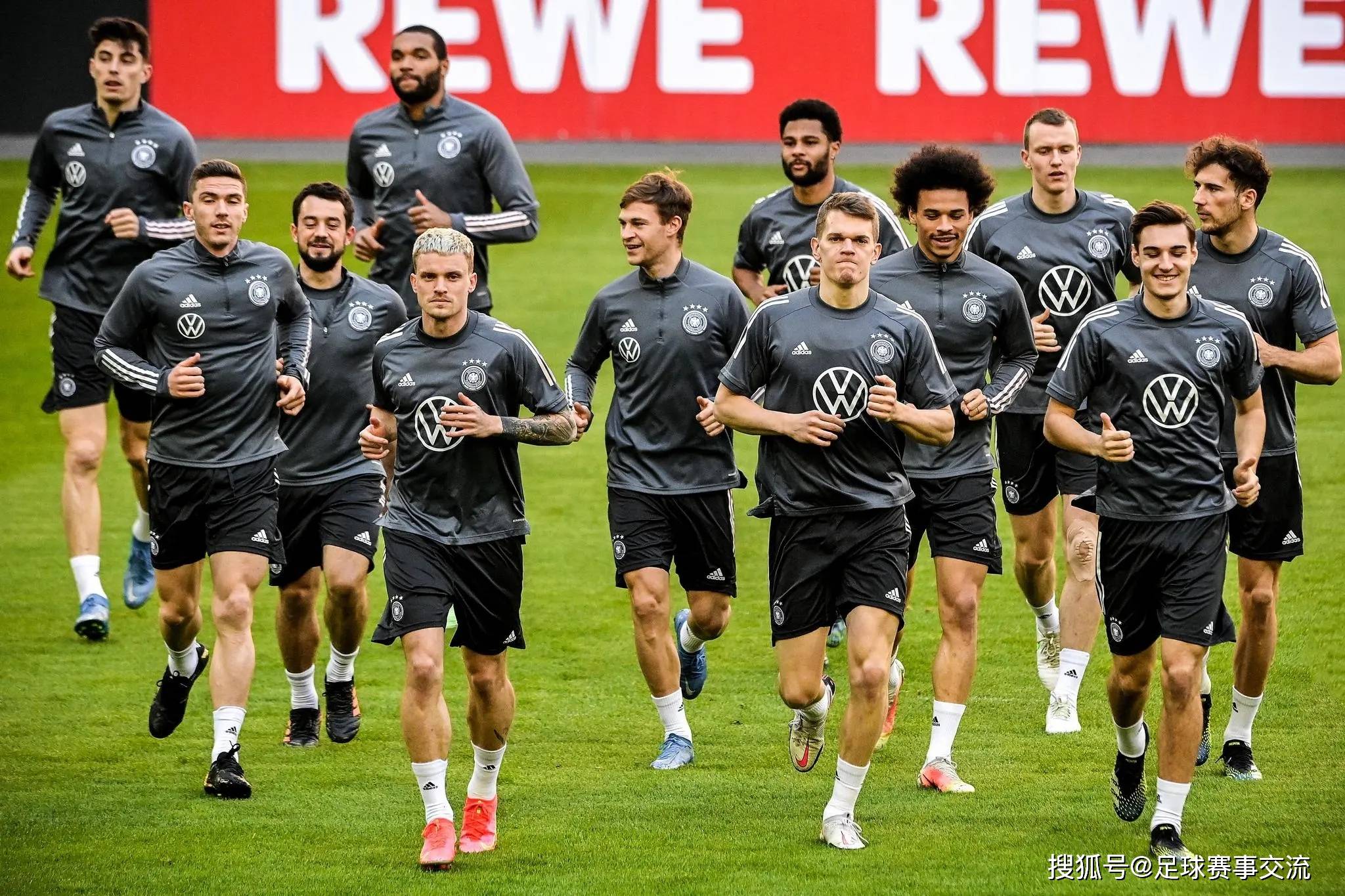 开云体育-欧国联比赛连番胜利，球队气势如虹的简单介绍