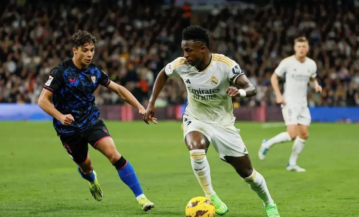 开云体育官方网站-塞维利亚展现统治力，轻松战胜对手