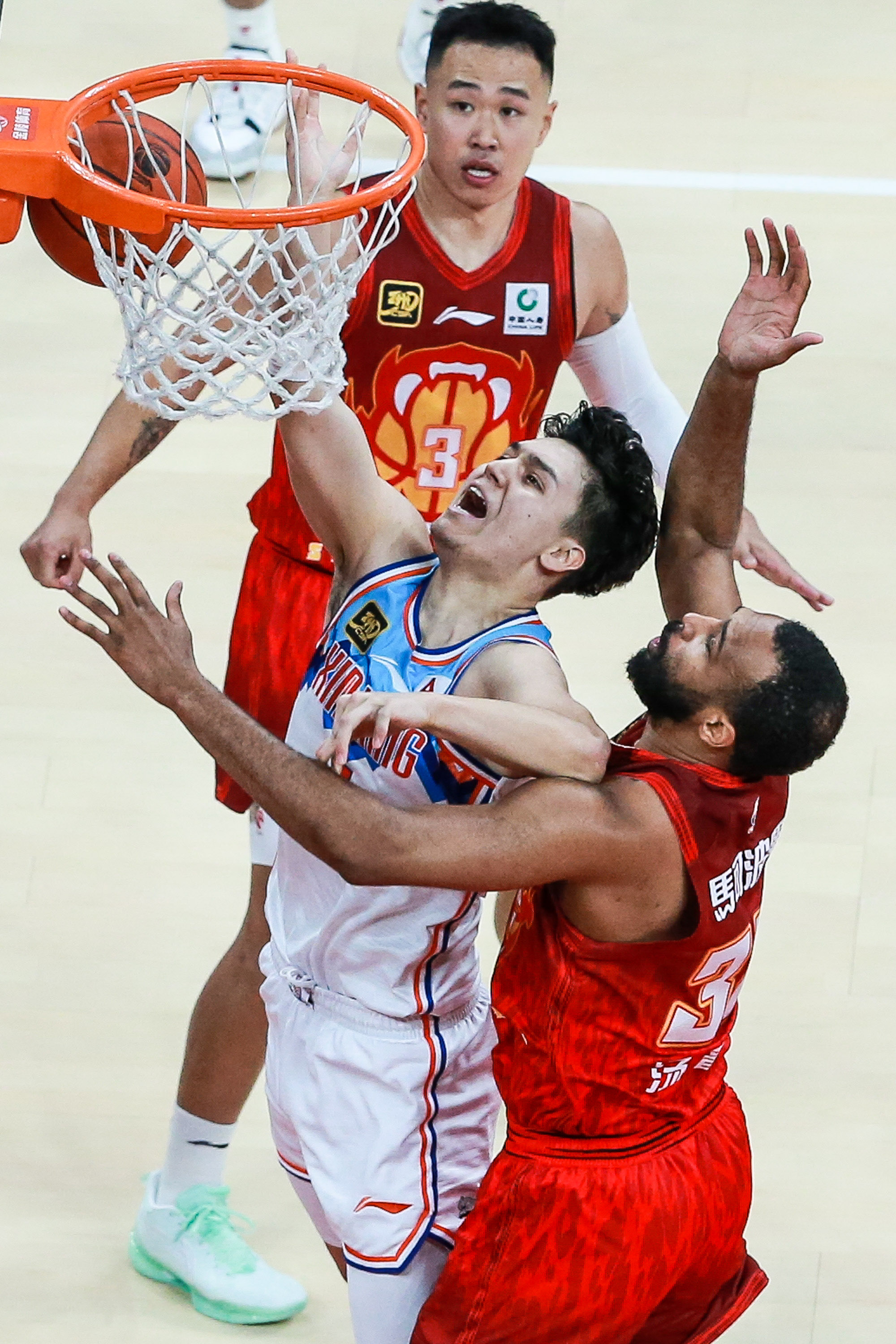 开云体育下载-国际篮球比赛成为热门体育话题