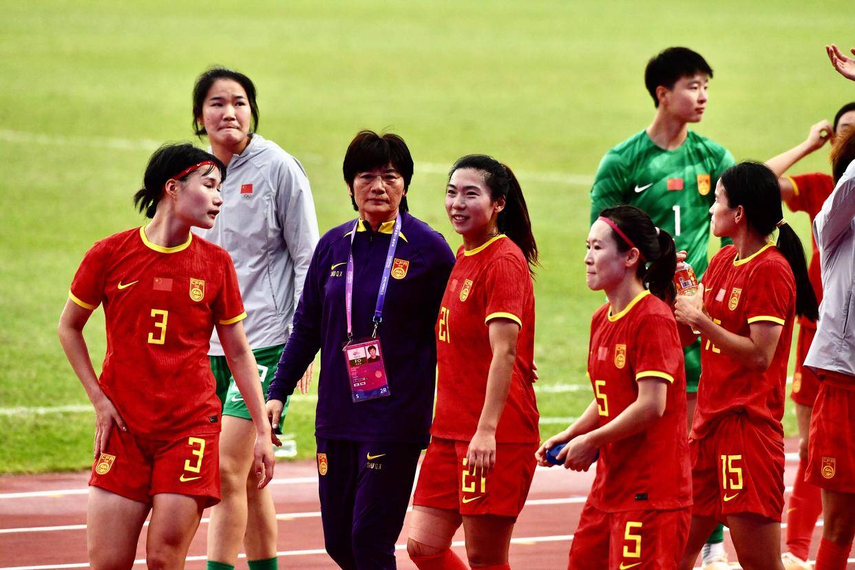 中国女足备战奥运会，教练组加紧训练计划的简单介绍
