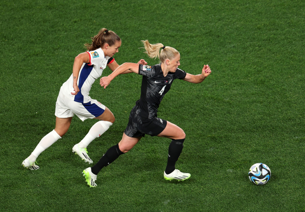 开云官网-挪威女足队伍在国际比赛中再次展现出统治力