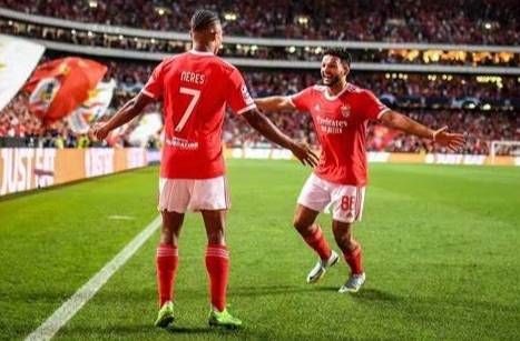 开云官网-南特中锋火力全开，球队瞄准胜利的简单介绍