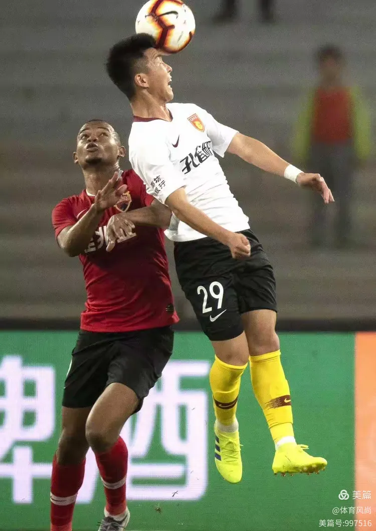 开云体育下载-深圳佳兆业逆转胜利，再次掀起热潮！