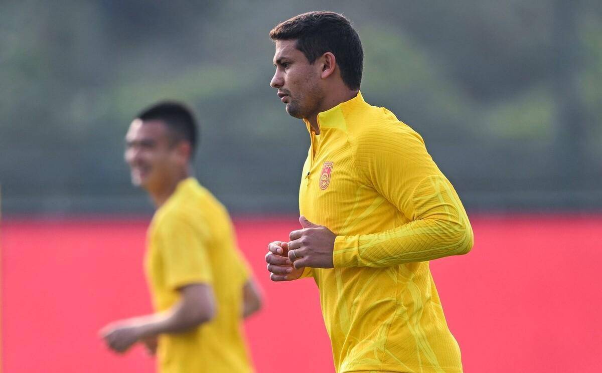 开云体育入口-包含拉维纳特主场逆转胜,球队成功实现逆转在主场全取三分的词条