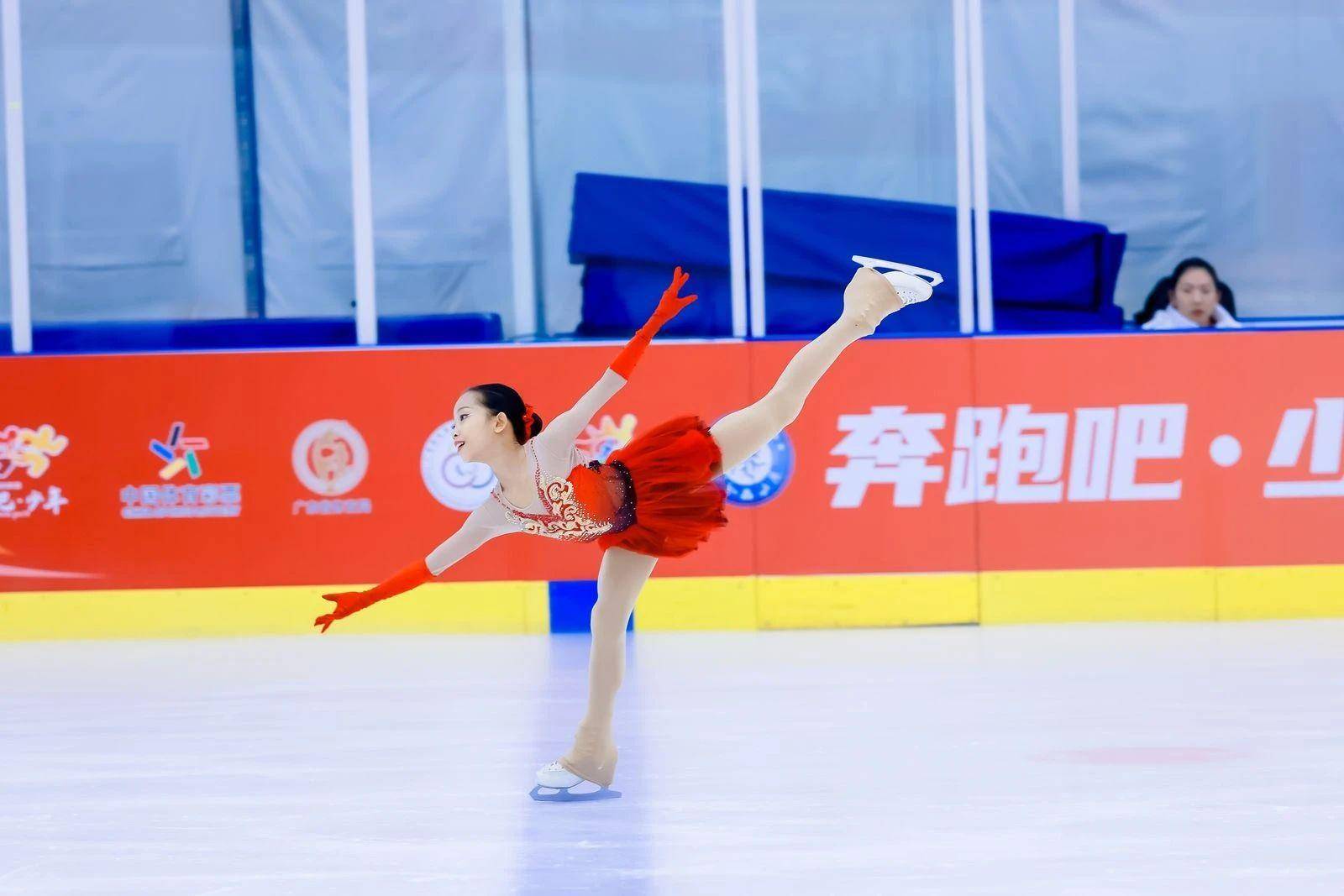 开云下载-广州队在比赛中取得关键一分，跻身半决赛