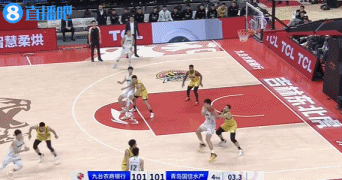 辽足即将上演激烈对抗,球员准备充分 辽足即将上演激烈对抗,球员准备充分