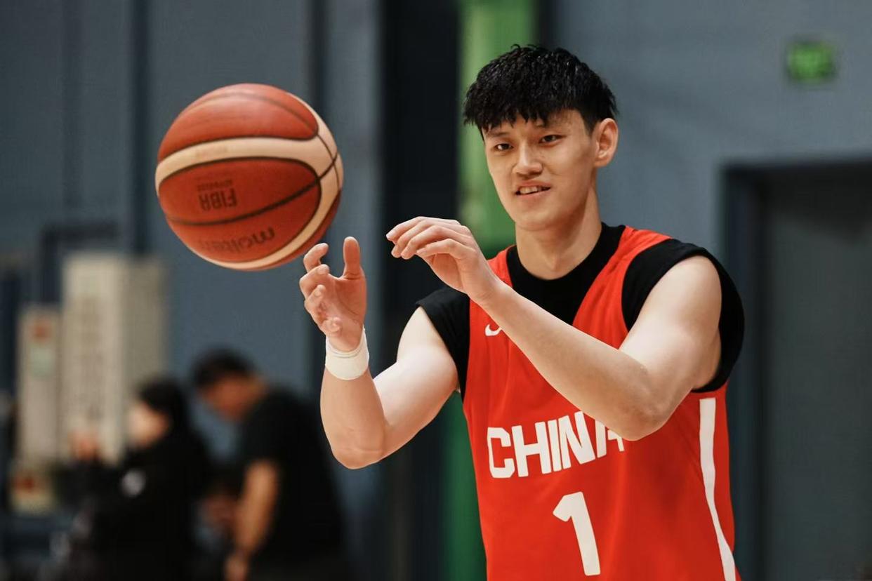 浙江绿城主场胜负难料,实力全面备战面对对手 浙江绿城主场胜负难料,实力全面备战面对对手