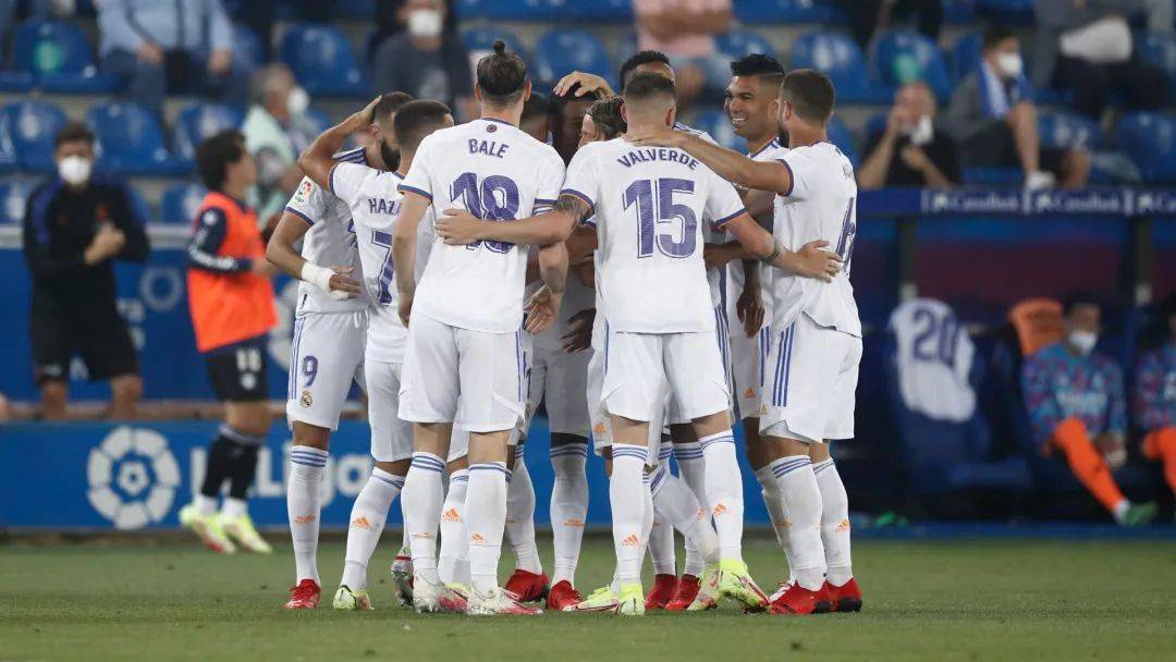 开云APP-深圳队客场大胜，取得半决赛开门红