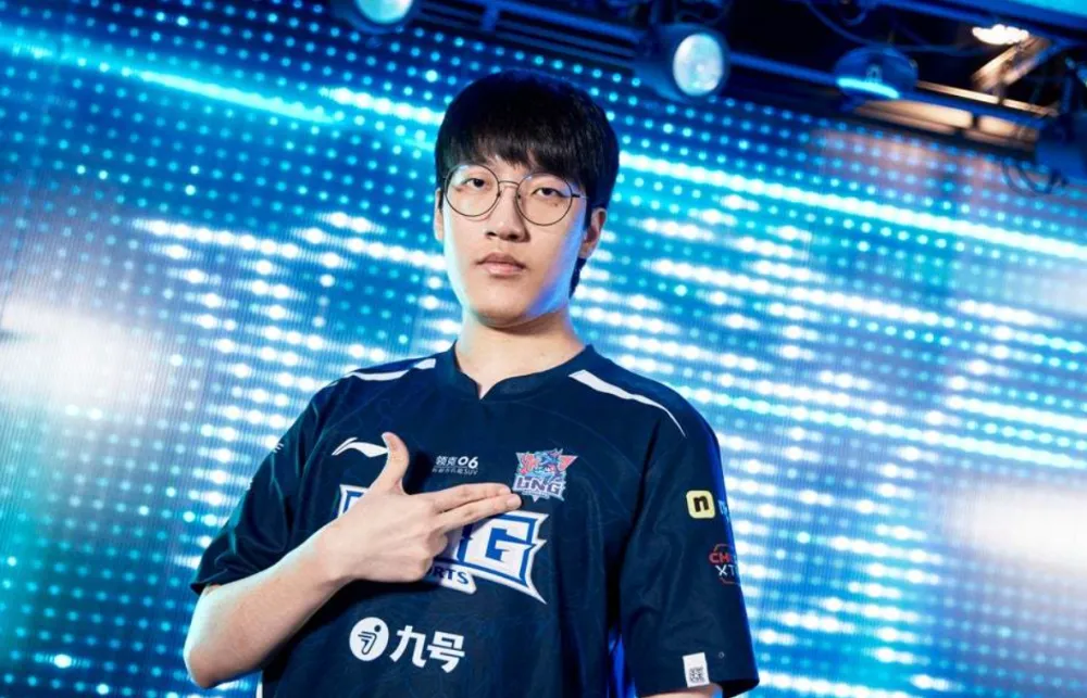 关于WBG碾压V5,Clid操刀奇招英雄翻盘鏖战多局四强赛,成为赛场最大亮点的信息 关于WBG碾压V5,Clid操刀奇招英雄翻盘鏖战多局四强赛,成为赛场最大亮点的信息