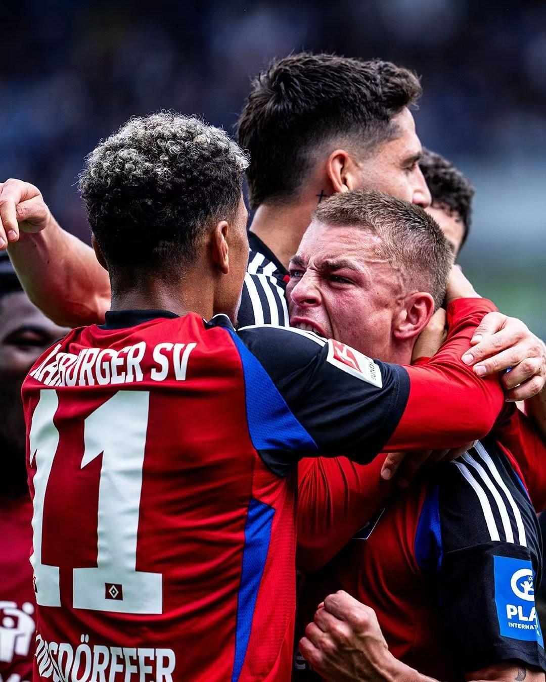 包含汉堡球队表现出色,实现惊艳逆转的词条 包含汉堡球队表现出色,实现惊艳逆转的词条