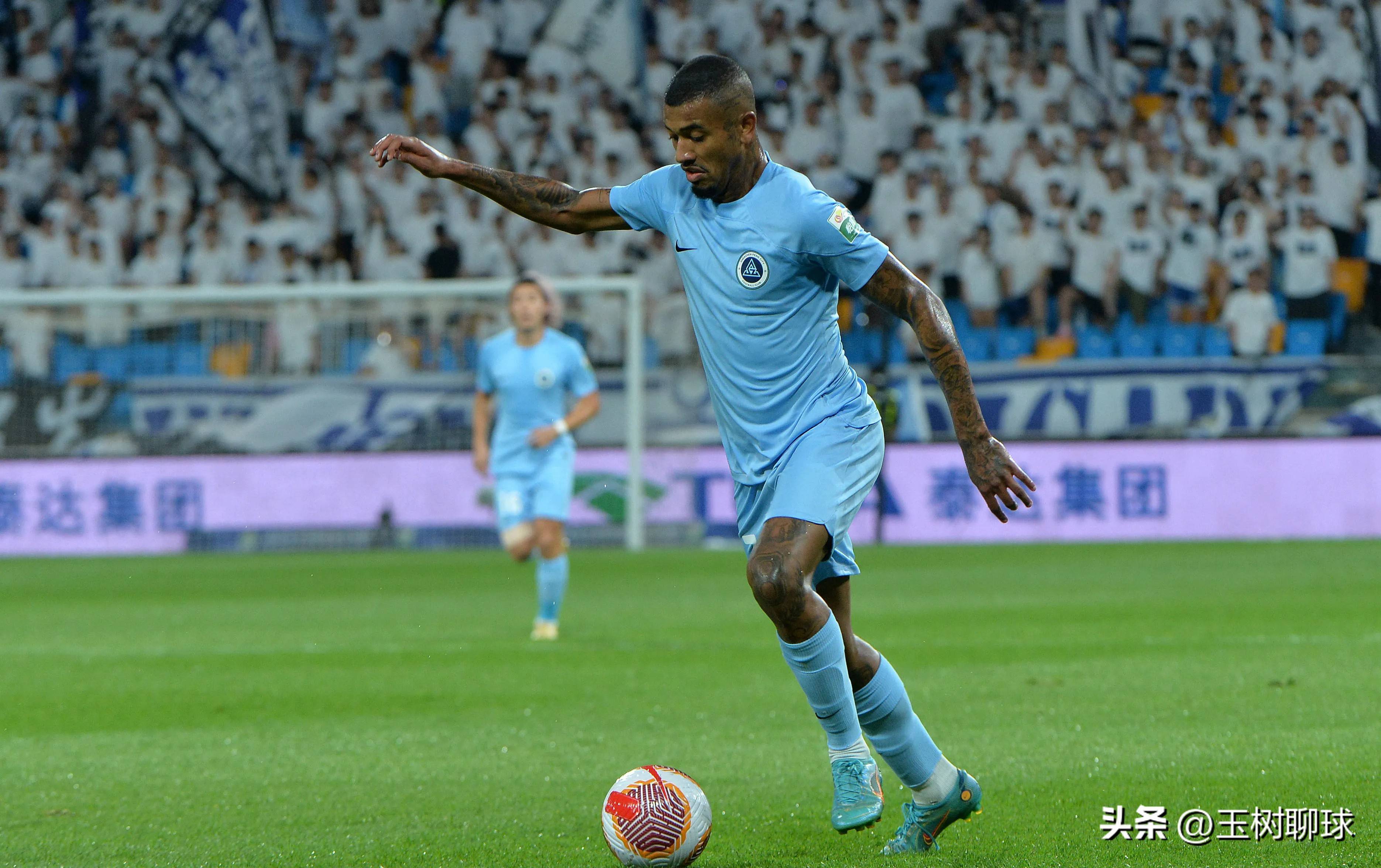 开云体育中国-重回欧冠赛场,门特尼神勇闯入四强