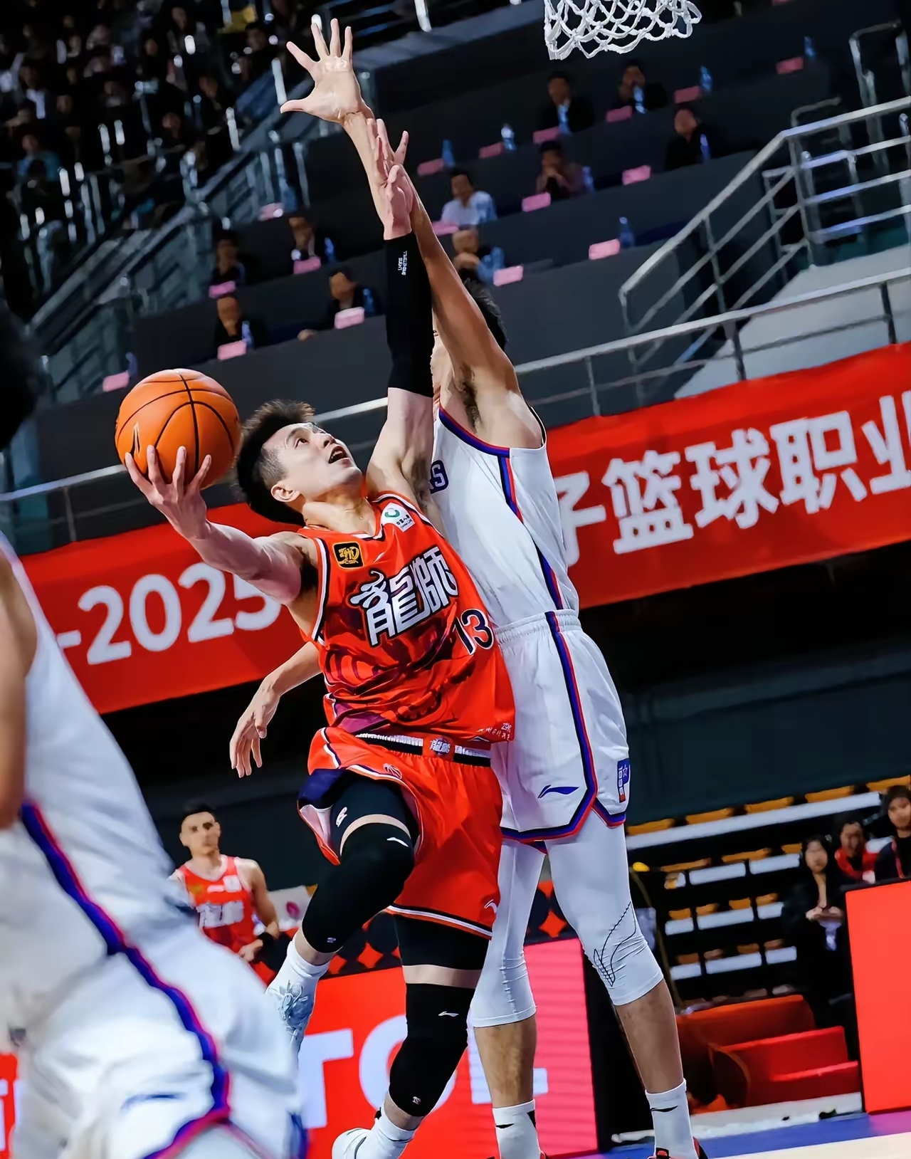 开云平台-包含山东队险胜广州队,郭艾伦状态火热的词条