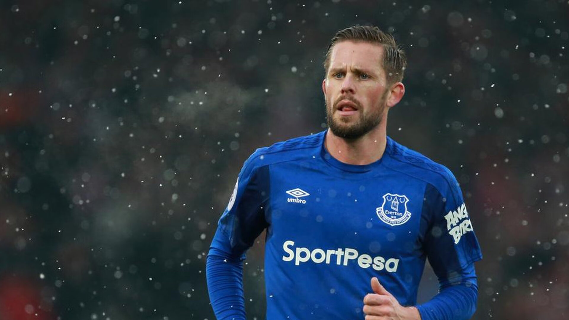 开云体育在线-新王加冕，爱德华兹用40分宣示主权，灰熊撕裂亚特兰大之翼