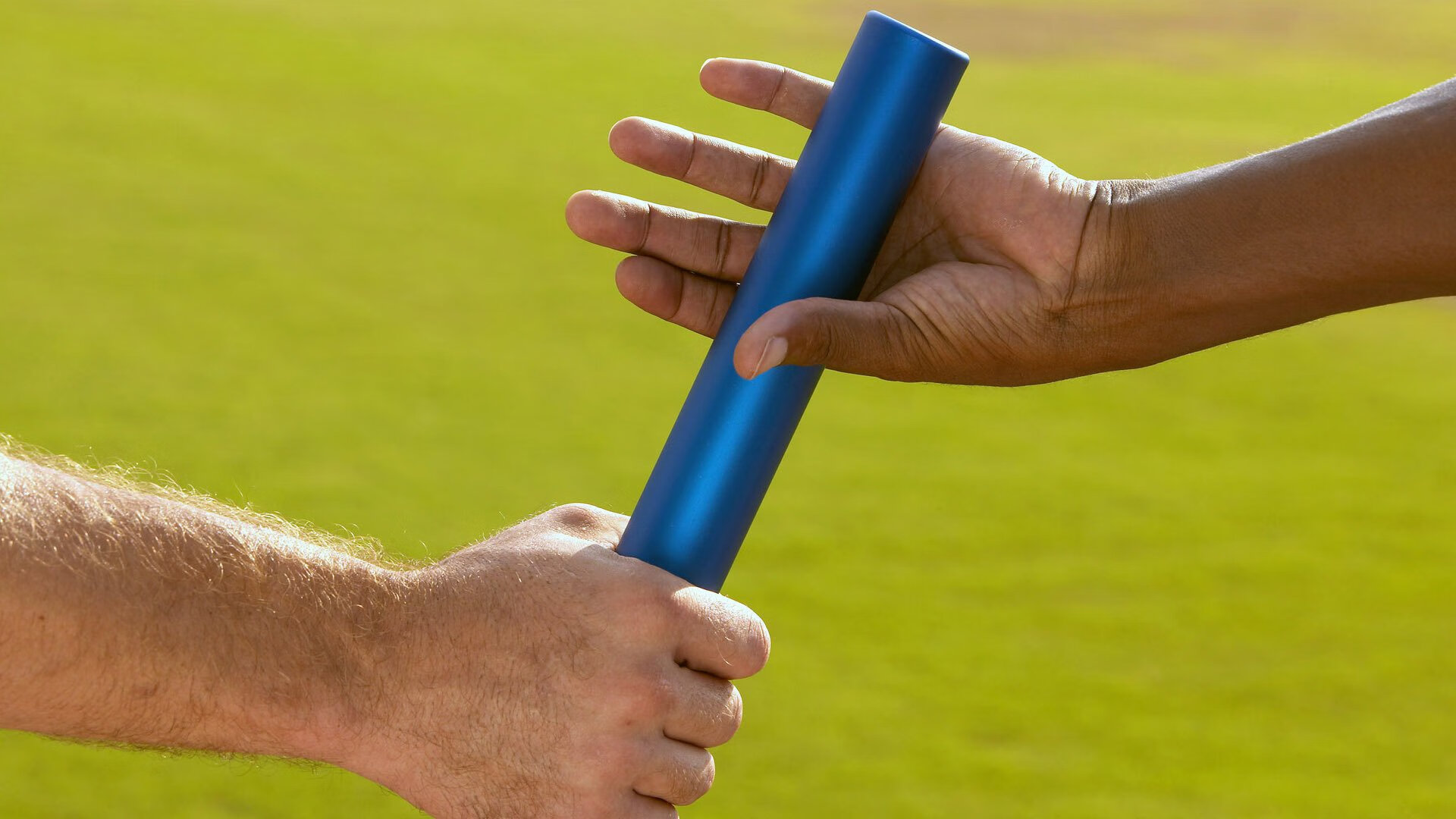 剑破九霄，深圳队横扫雷霆，胡金秋一杆长枪挑落天山